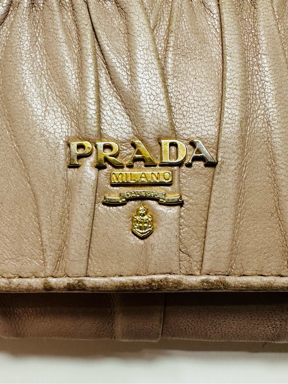 PRADA Beige Gaufre Nappa Leather Long Wallet Gold Logo Continental Wallet - Picture 4 of 16